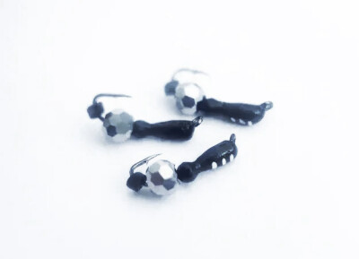 Мормышка D-2,5 Муравей Черн, Белые Полос + Шар Серебро D-3мм 0,5гр (3 шт)