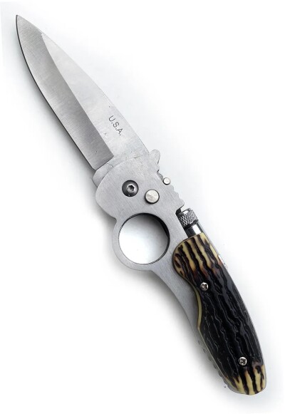 Нож выкидушка с кольцом и фонариком